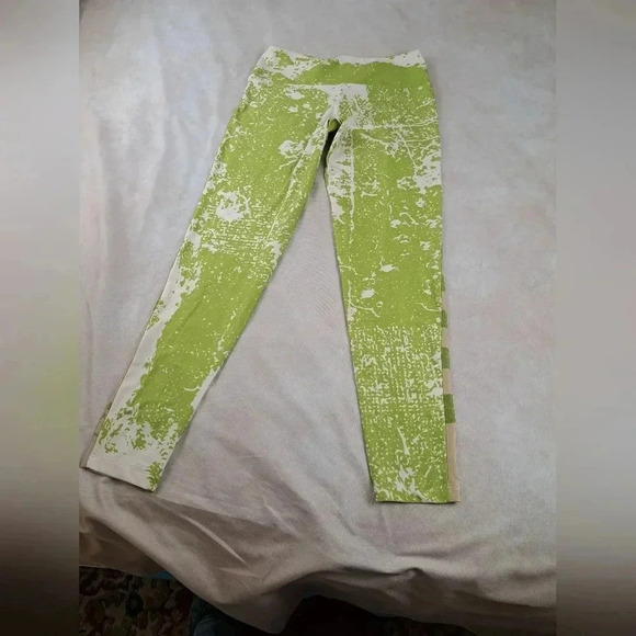 IPNG essence of design Leggings Light Green Beaded Size M/L Unique - Picture 10 of 12